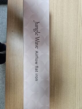 Airflow Flat Iron - Light Pink